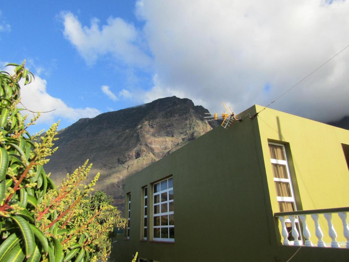 Apartments On An Organic Farm By The Coast, Frontera Exterior photo